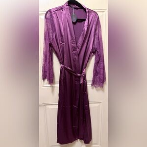 Avidlove Purple Satin and Lace Robe Size XL